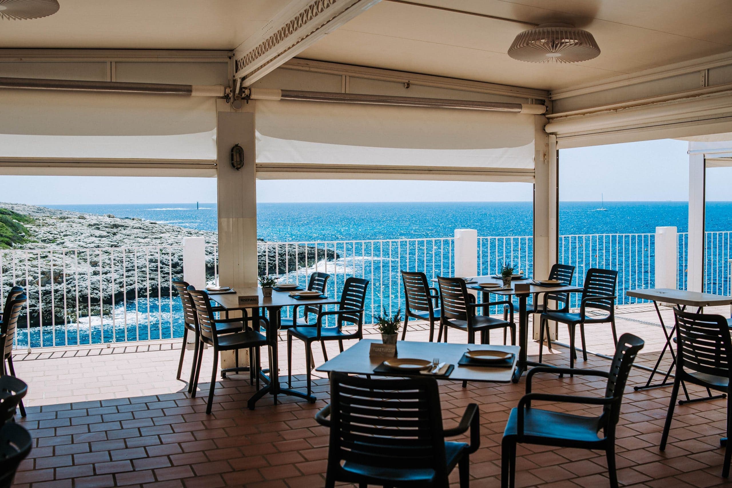 el-faro-cala-torret-restaurante-awaita-guia-turistica-menorca-0